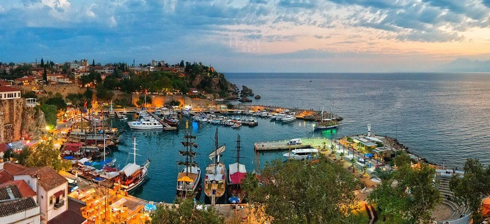 Antalya Eşya Depolama Şehir Görseli